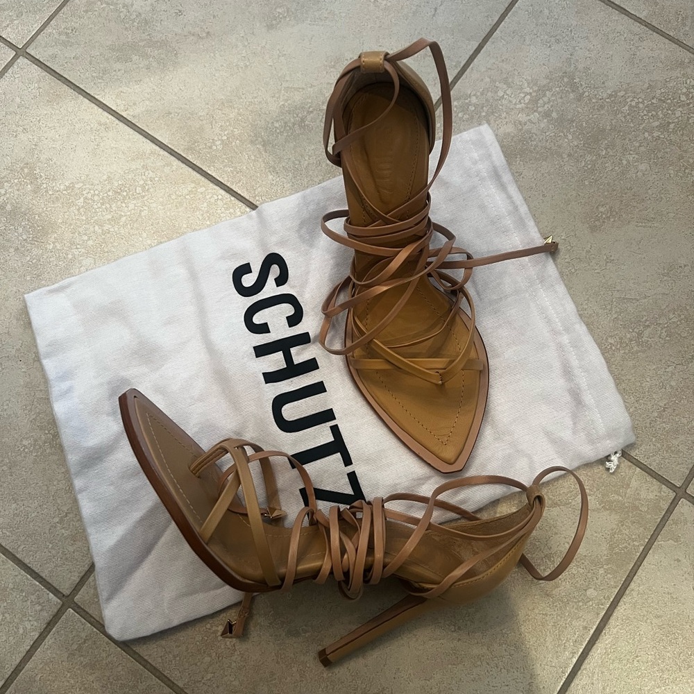 SCHUTZ Tan Strappy Heels NEW 8.5 calandra style